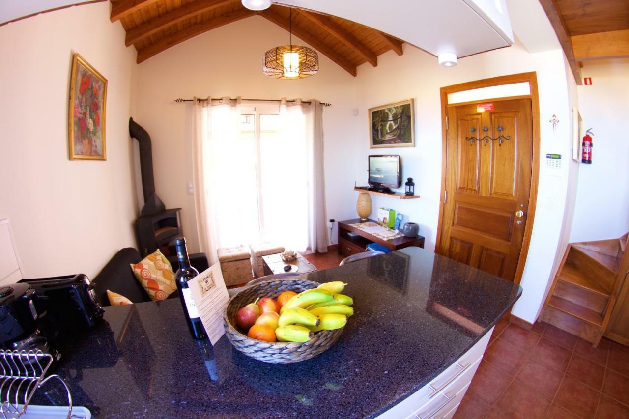 Casa Da Rainha Bungallow Estreito Da Calheta ภายนอก รูปภาพ