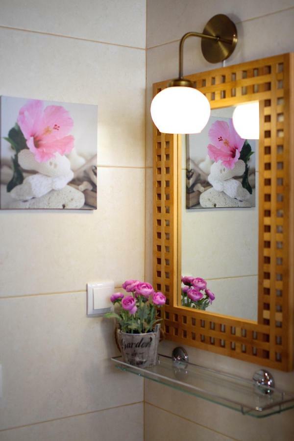 Casa Da Rainha Bungallow Estreito Da Calheta ภายนอก รูปภาพ