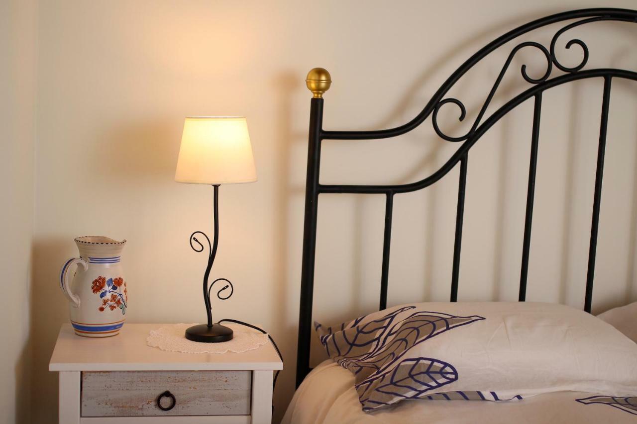 Casa Da Rainha Bungallow Estreito Da Calheta ภายนอก รูปภาพ